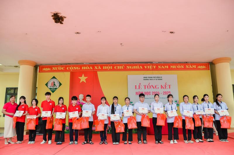 Trường THCS Lý Tự Trọng