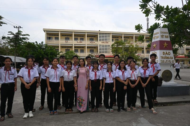Trường THCS Mai Thị Hồng Hạnh