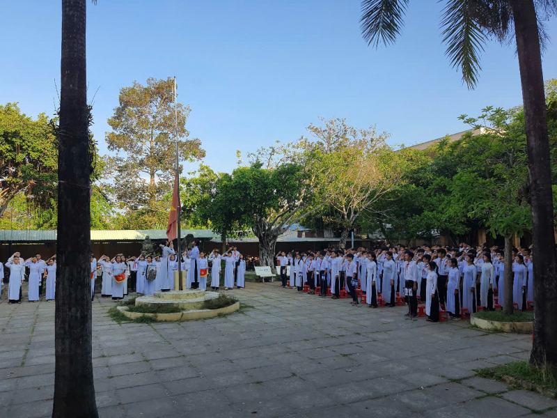 Trường THCS Minh Trí