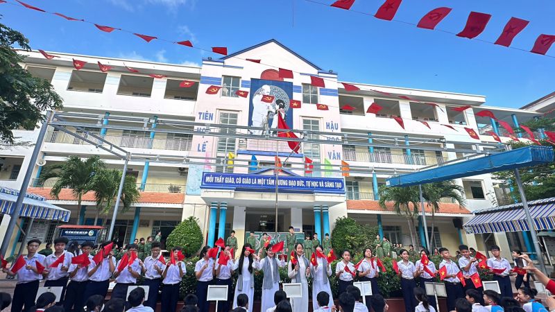 Trường THCS Ngô Sĩ Liên