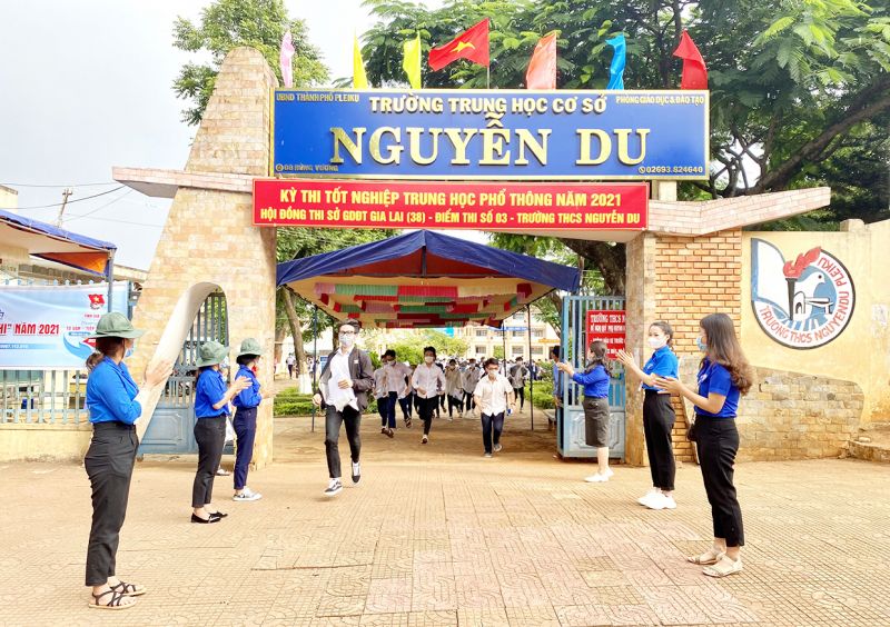 Trường THCS Nguyễn Du