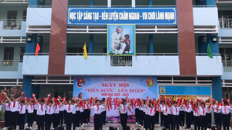 Trường THCS Nguyễn Gia Thiều
