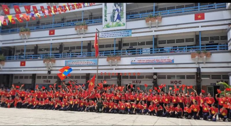 Trường THCS Nguyễn Huệ