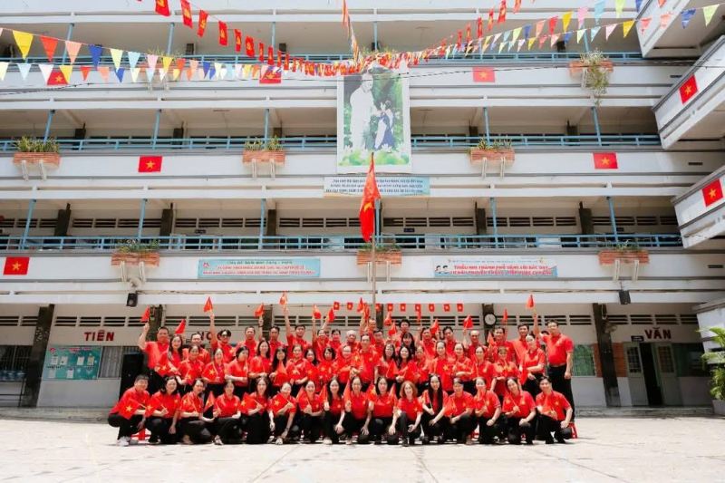 Trường THCS Nguyễn Huệ