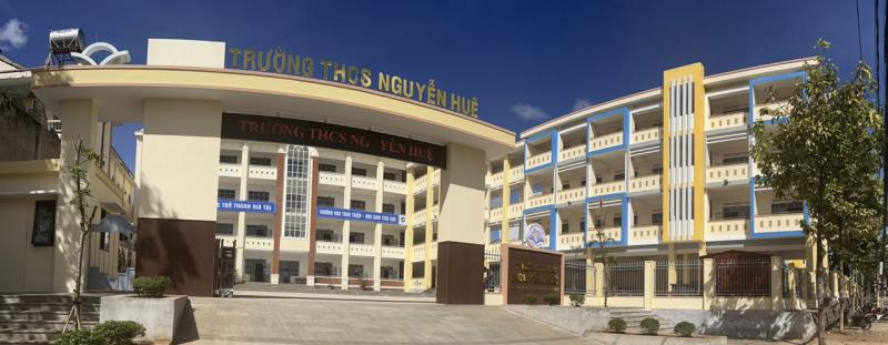 Trường THCS Nguyễn Huệ