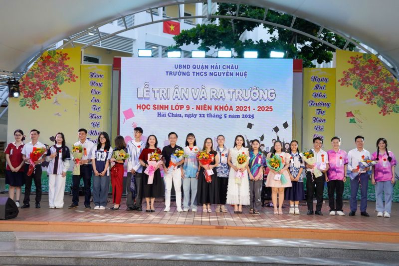 Trường THCS Nguyễn Huệ