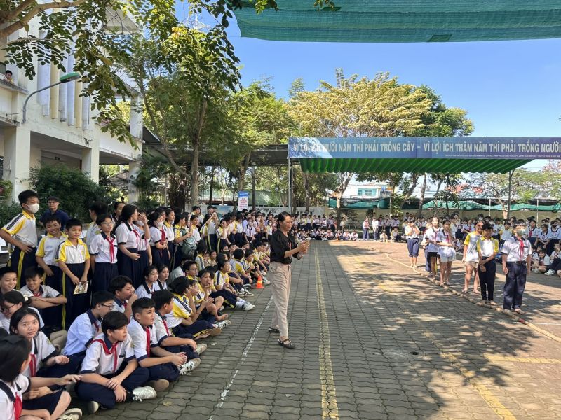 Trường THCS Nguyễn Thị Hương