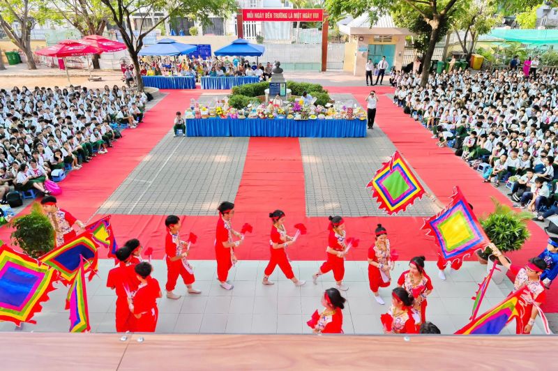 Trường THCS Nguyễn Thị Thập