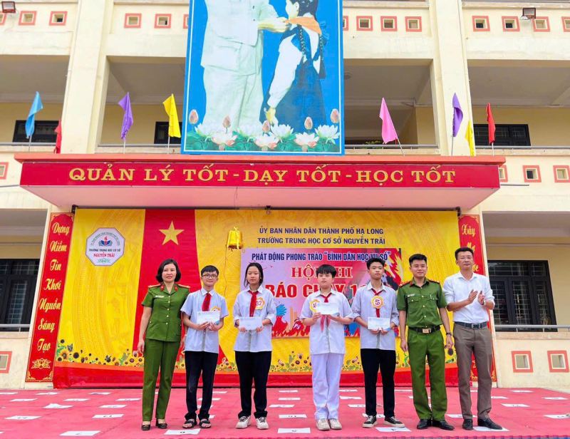 Trường THCS Nguyễn Trãi Hạ Long