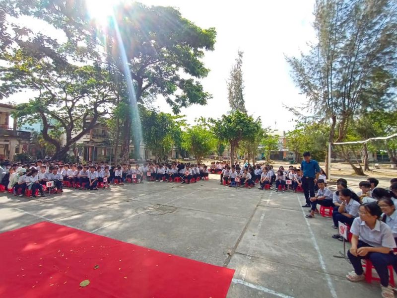 Trường THCS Nguyễn Trường Tộ