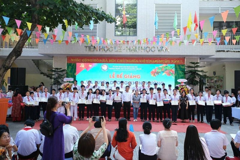 Trường THCS Nguyễn Văn Cừ