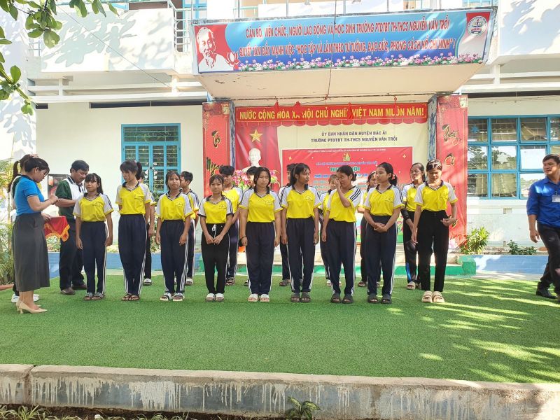 Trường THCS Nguyễn Văn Trỗi