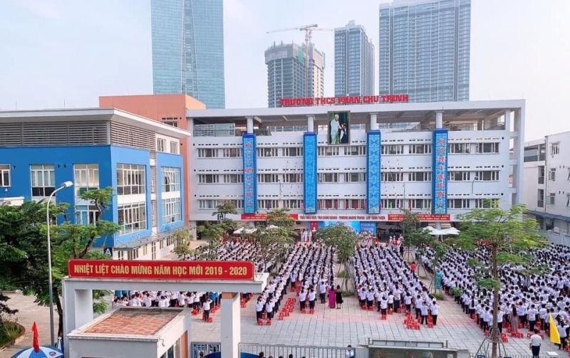 Trường THCS Phan Chu Trinh