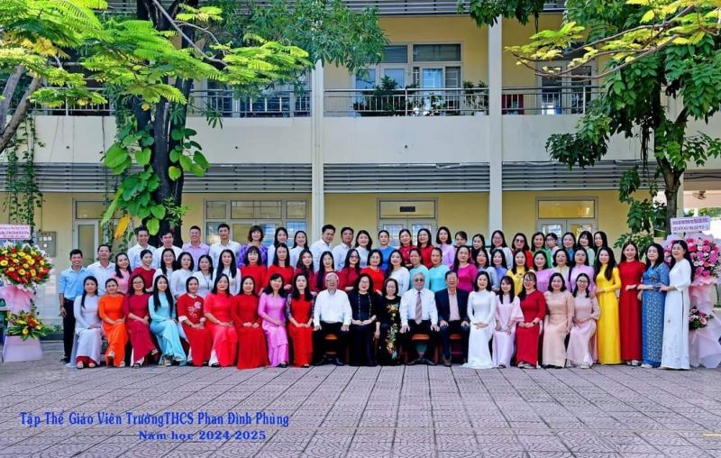 Trường THCS Phan Đình Phùng