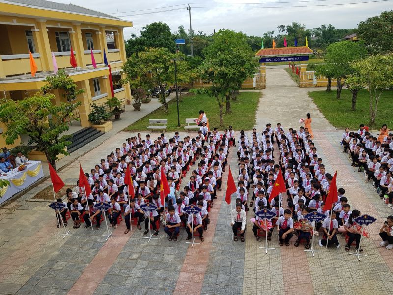 Trường THCS Phong Bình
