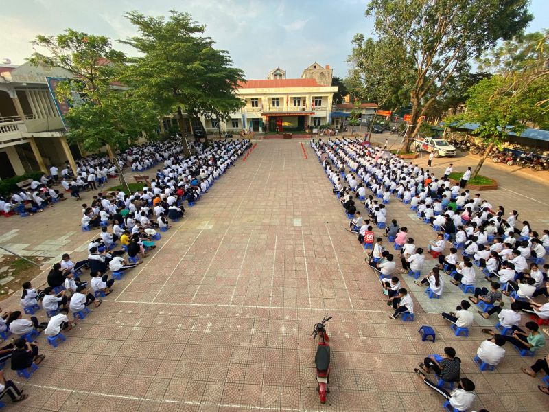 Trường THCS Phú Cát