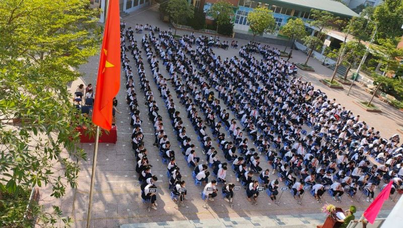 Trường THCS Phú La