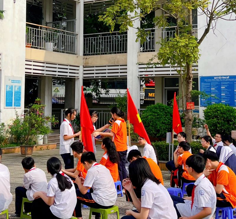 Trường THCS Phúc Đồng