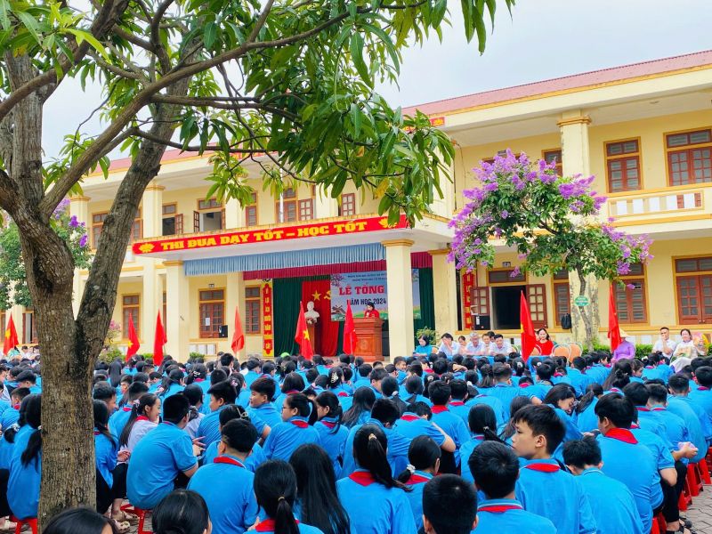 Trường THCS Quán Hành