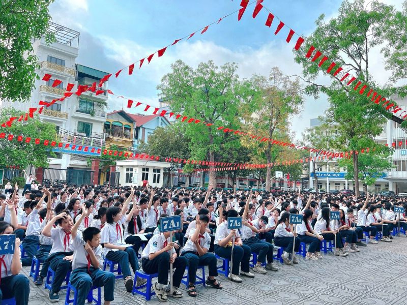 Trường THCS Sài Đồng