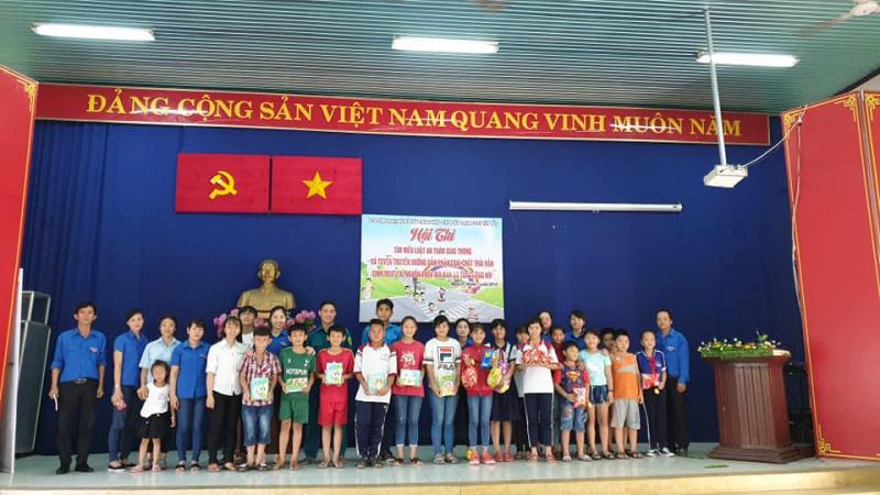 Trường THCS Tân Thông Hội
