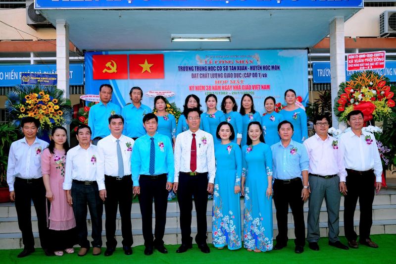 Trường THCS Tân Xuân