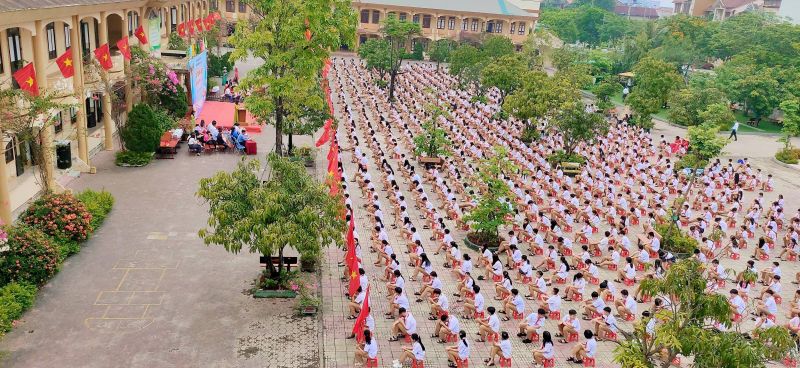 Trường THCS Thạch Linh