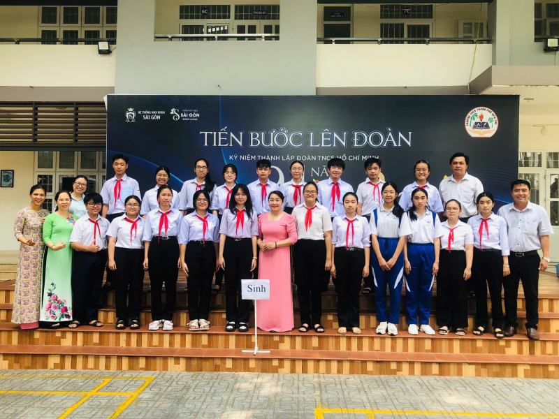 Trường THCS Thành Phố Bến Tre
