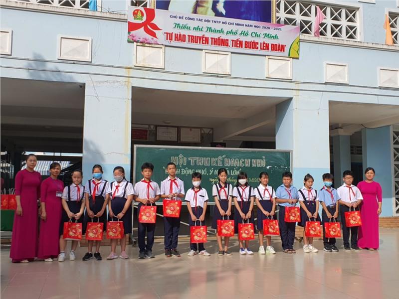 Trường THCS Thị Trấn 2