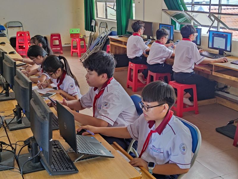 Trường THCS Thị Trấn Long Thành