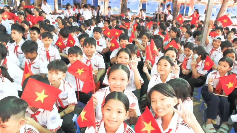 Trường THCS Thị Trấn Vĩnh Thạnh