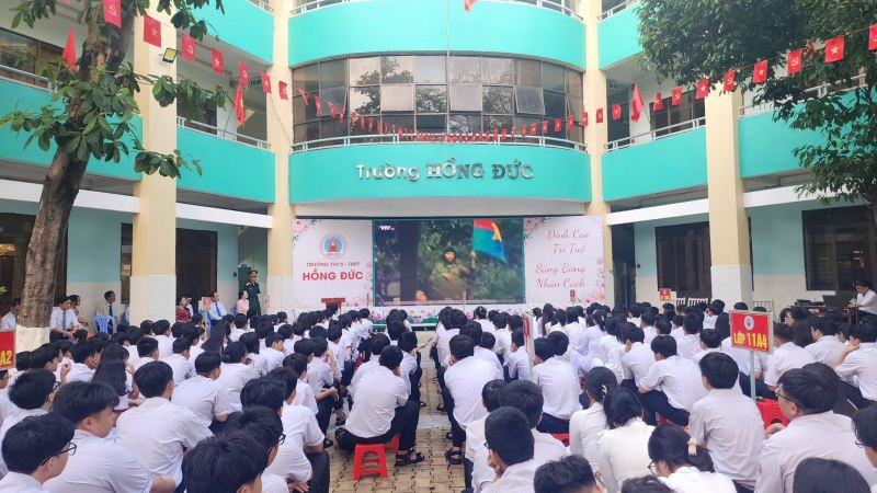 Trường THCS-THPT Hồng Đức