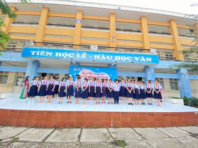Trường THCS Trần Hưng Đạo