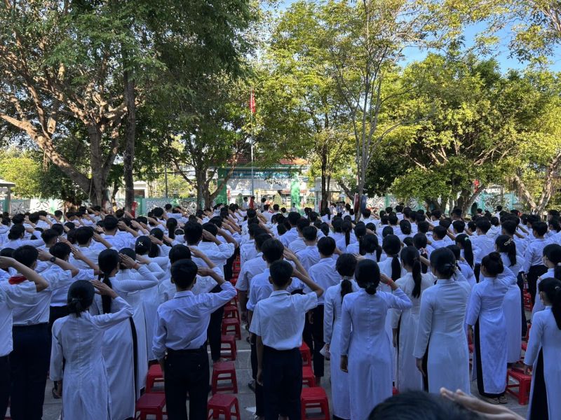 Trường THCS Trần Phú