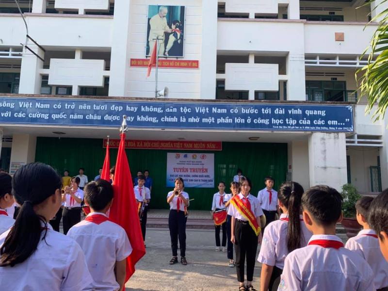 Trường THCS Trần Quang Diệu