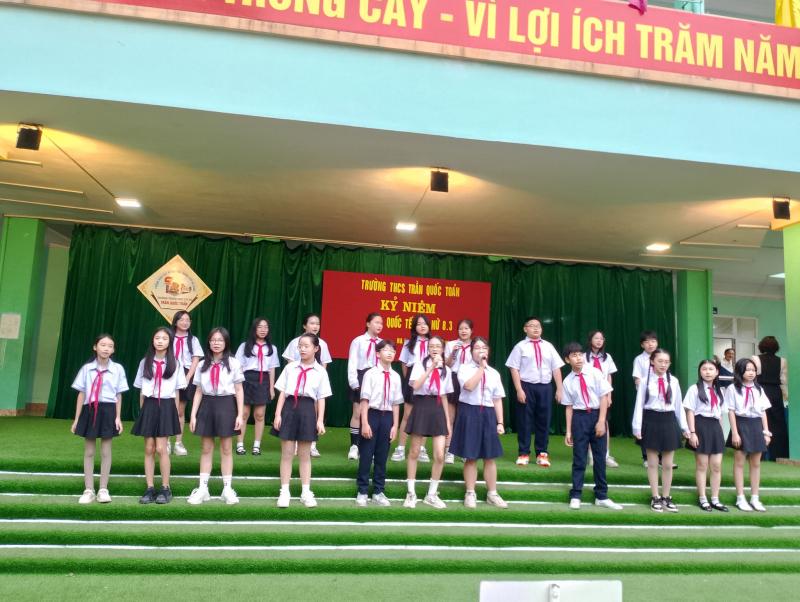 Trường THCS Trần Quốc Toản
