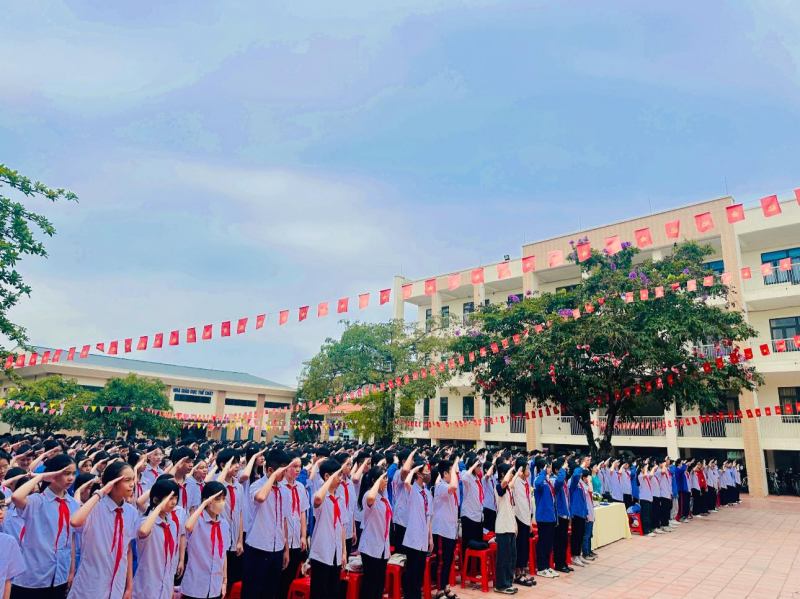 Trường THCS Trần Quốc Toản