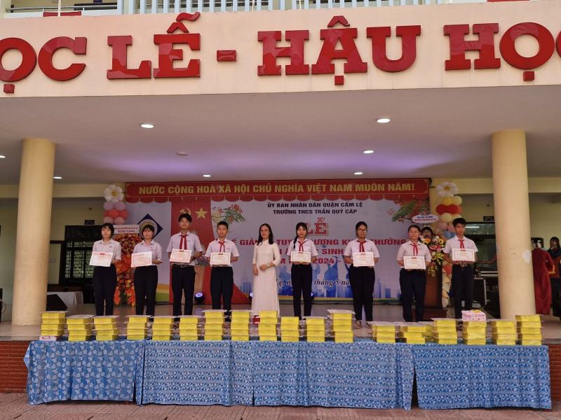 Trường THCS Trần Quý Cáp