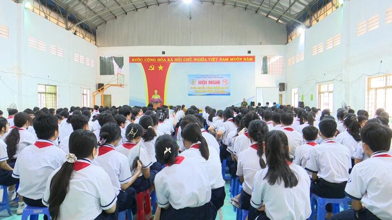 Trường THCS Trịnh Hoài Hoài Đức