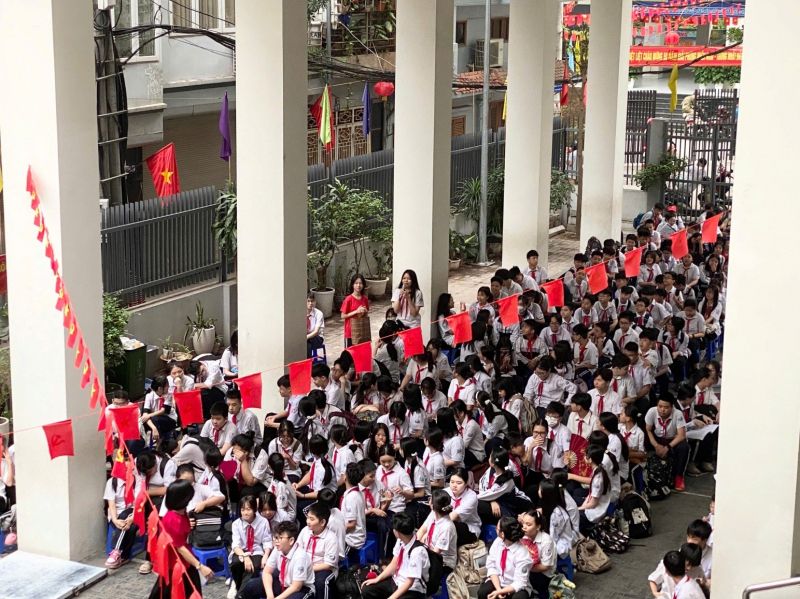 Trường THCS Trung Phụng