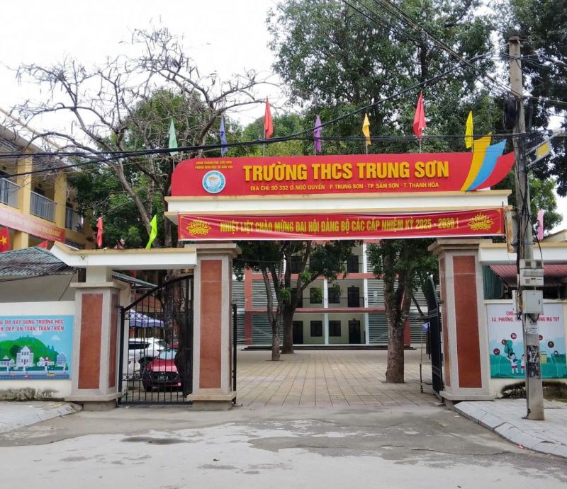 Trường THCS Trung Sơn