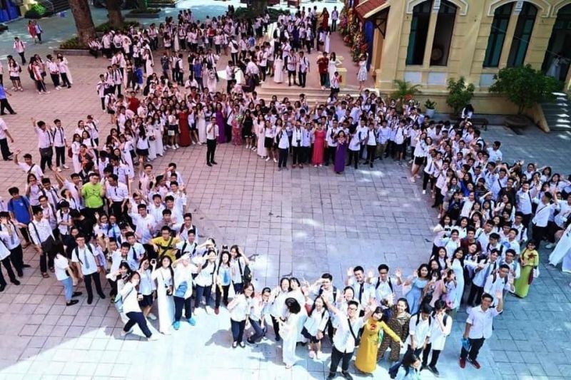 Trường THCS Trưng Vương
