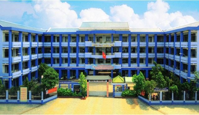 Trường THCS Trường Chinh