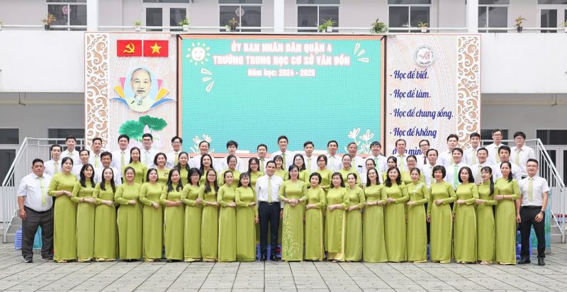 Trường THCS Vân Đồn
