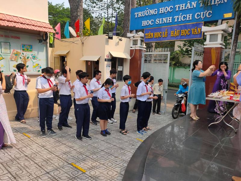 Trường THCS Võ Trường Toản