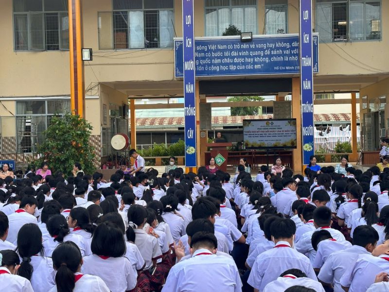 Trường THCS Xuân Diệu