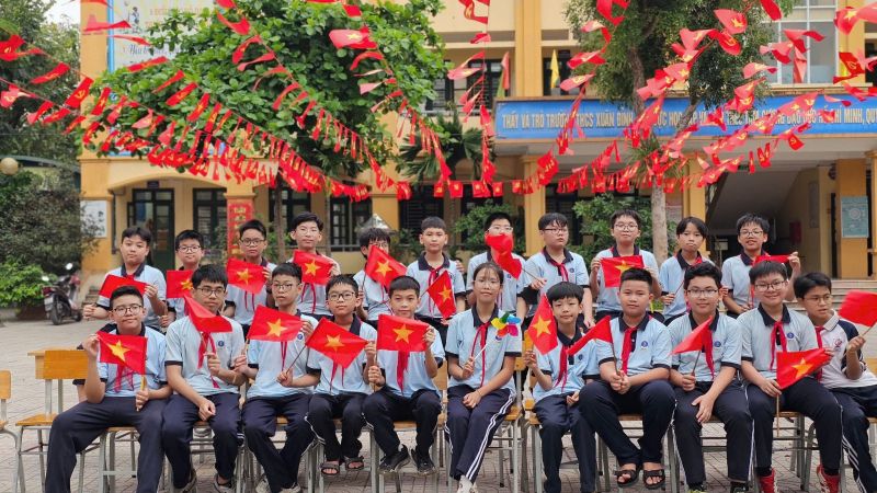 Trường THCS Xuân Đỉnh