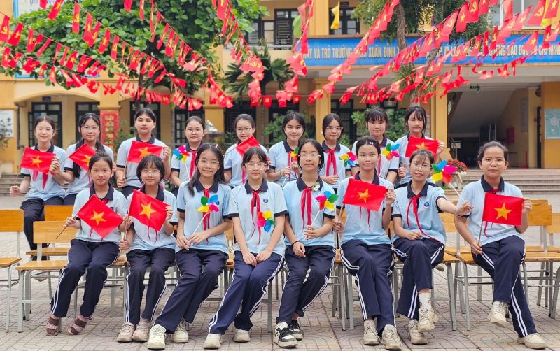 Trường THCS Xuân Đỉnh