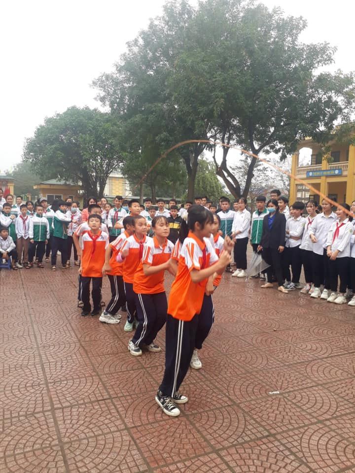 Trường THCS Xuân Giang