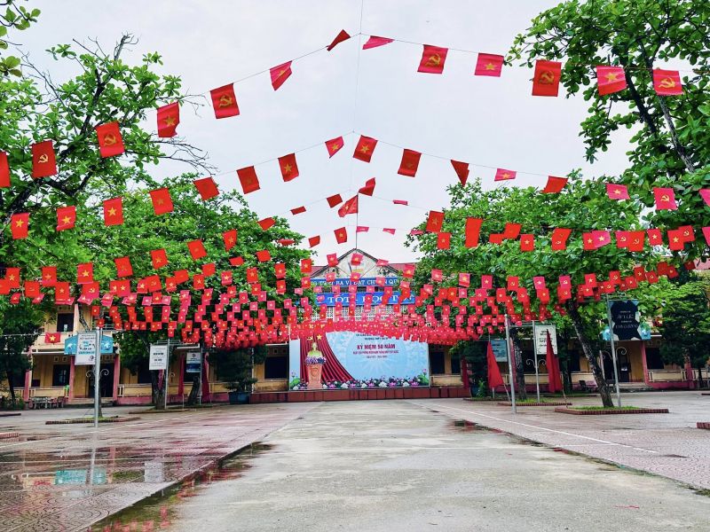 Trường THPT Ba Vì